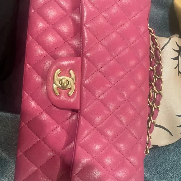 Chanel Classic Medium Double Flap Lambskin - Picture 7 of 8